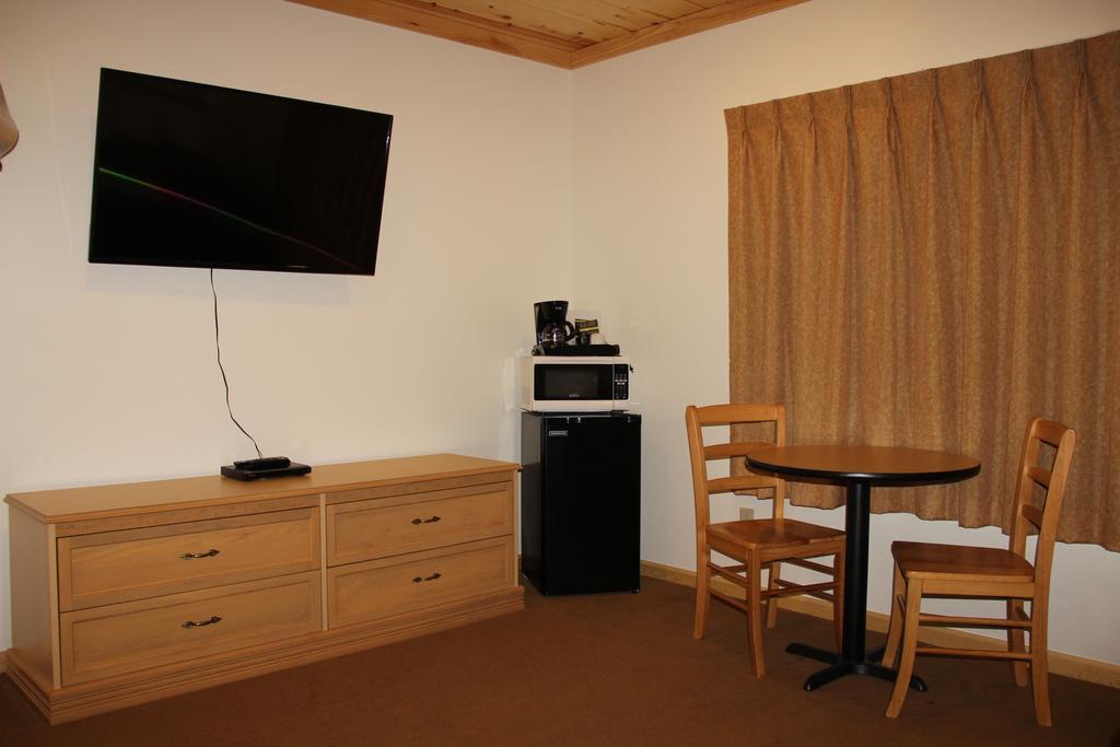 Superior Ridge Resort Motel Schroeder Bagian luar foto