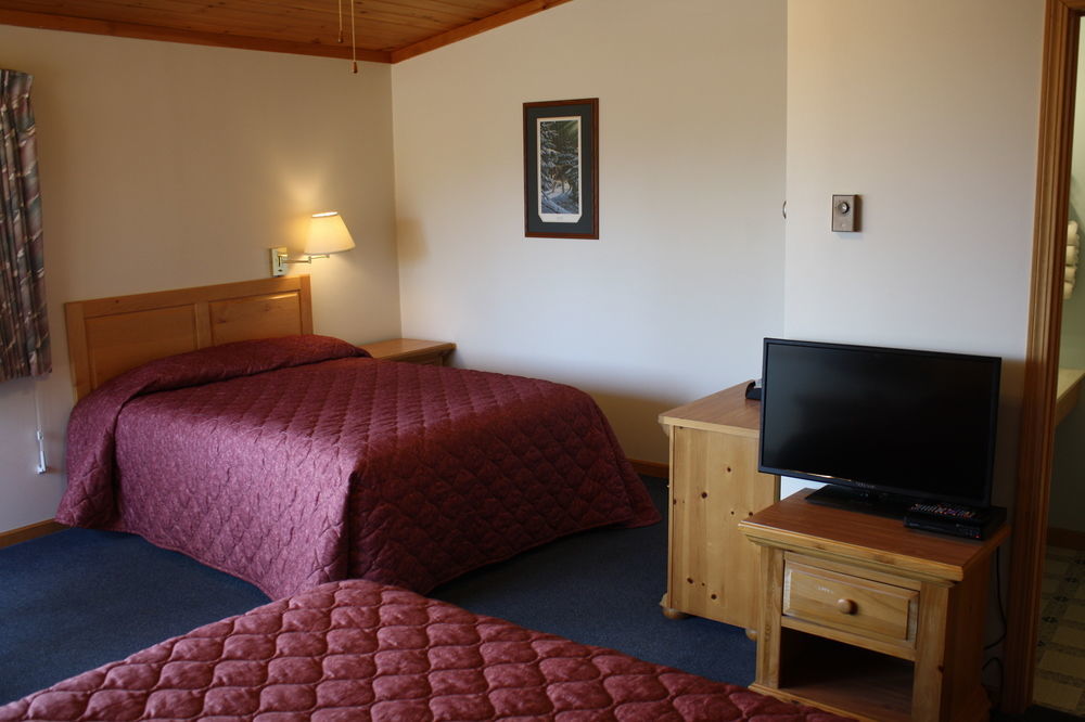 Superior Ridge Resort Motel Schroeder Bagian luar foto