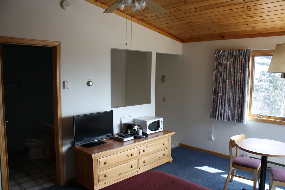 Superior Ridge Resort Motel Schroeder Bagian luar foto