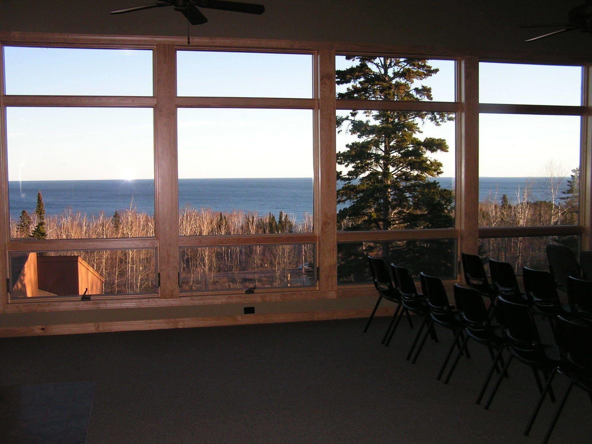 Superior Ridge Resort Motel Schroeder Bagian luar foto
