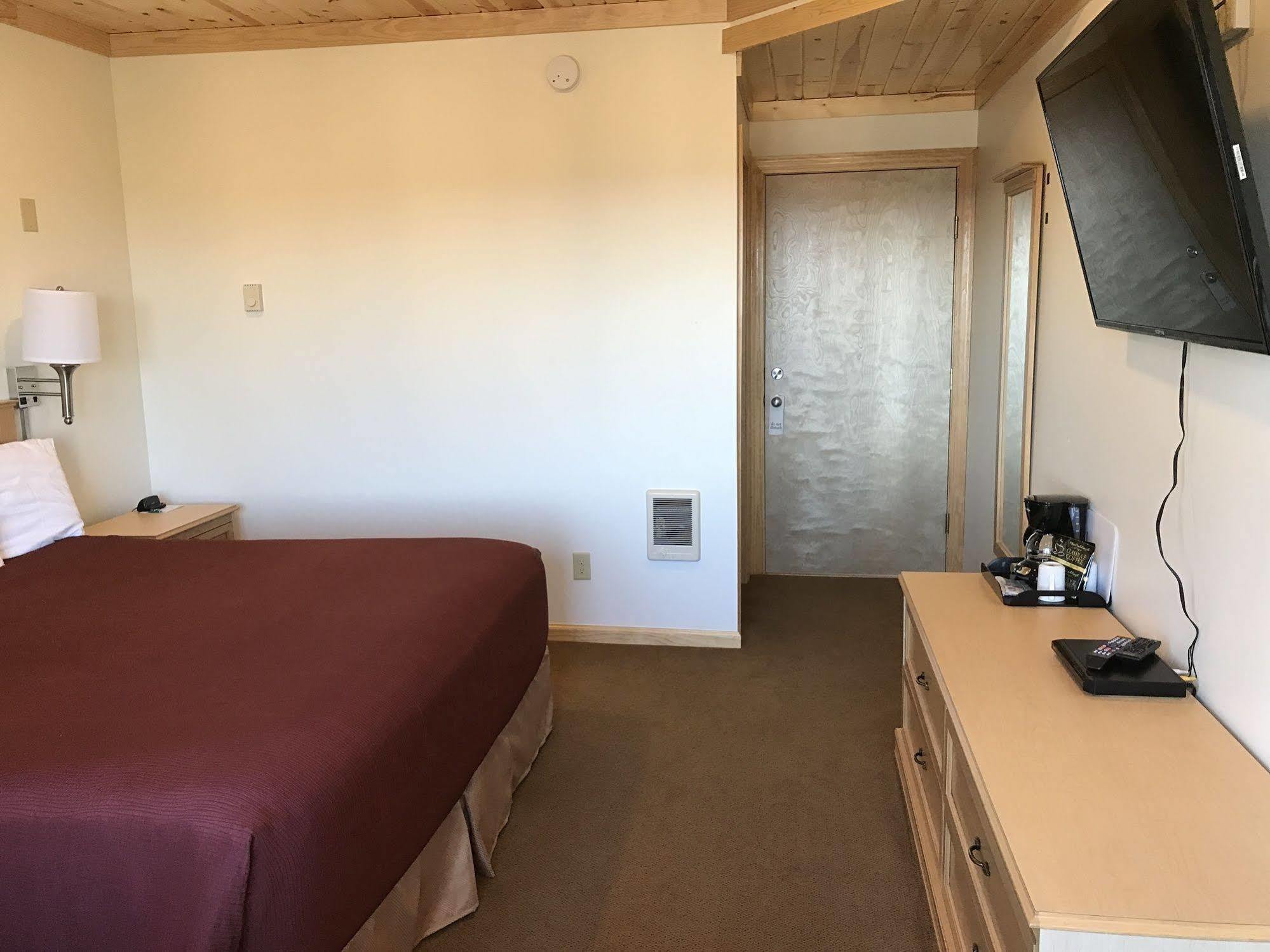 Superior Ridge Resort Motel Schroeder Bagian luar foto