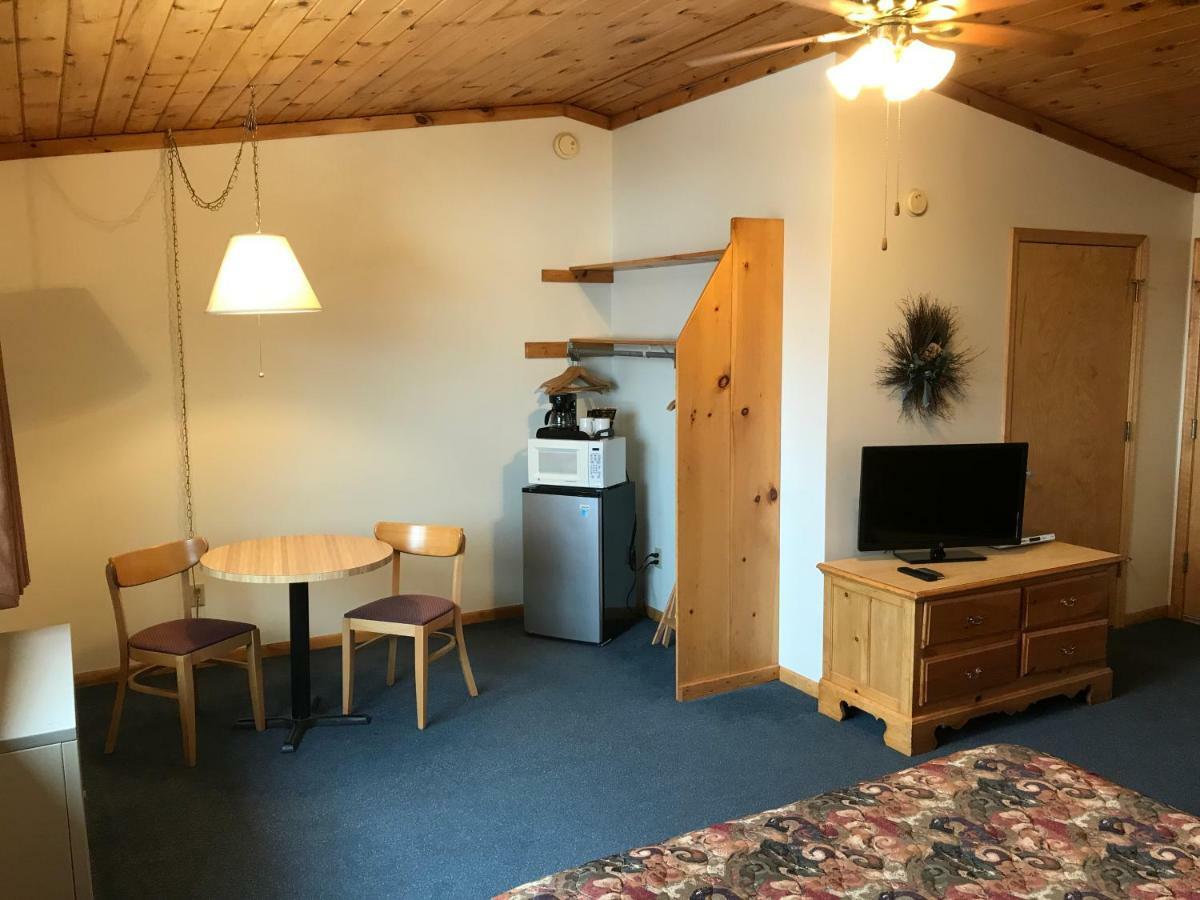 Superior Ridge Resort Motel Schroeder Bagian luar foto